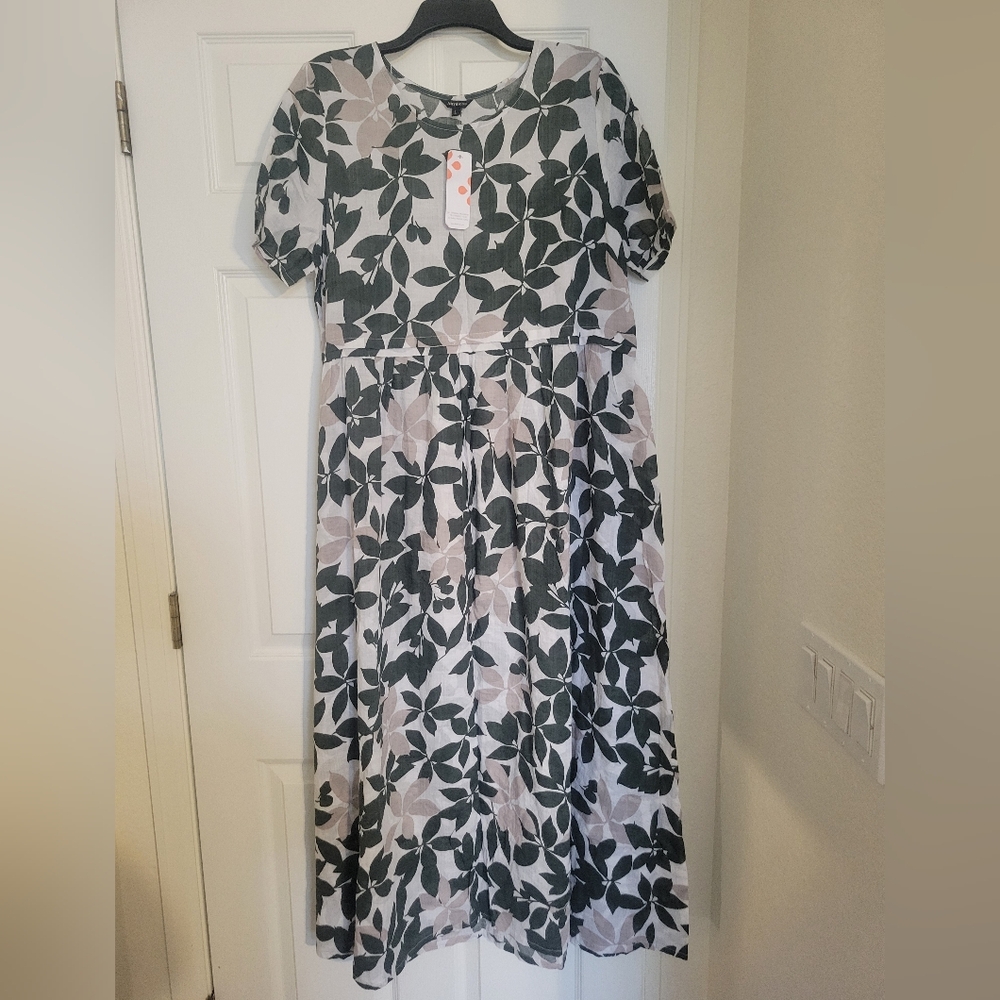 Irydress NWT maxi dress size L